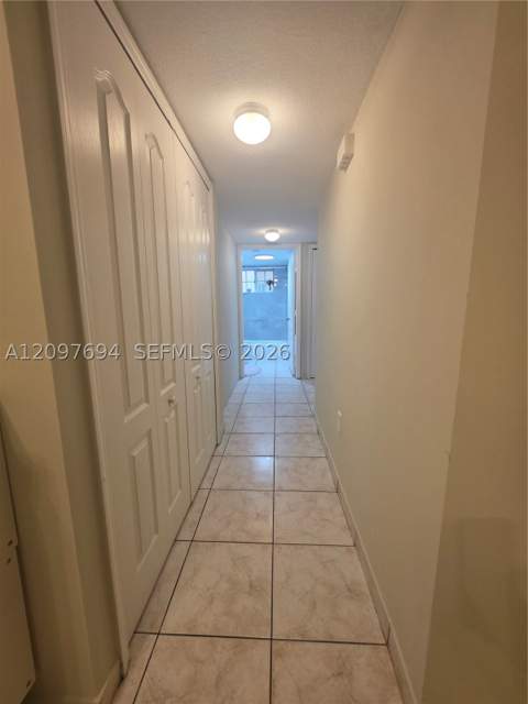 2505 W 76th St 103, Hialeah FL - photo 9 of 40