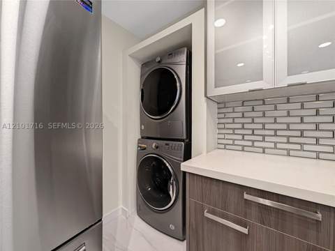 14203 SW 66th St 204, Miami FL - photo 10 of 35