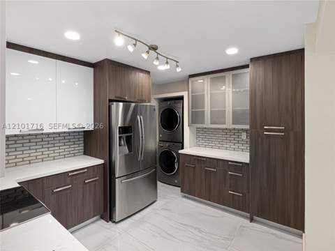 14203 SW 66th St 204, Miami FL - photo 7 of 35