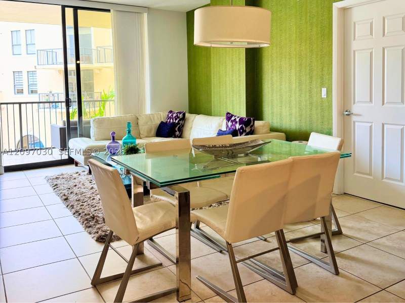 2 bedroom Condominium at 55 Merrick Way 707, 55 Merrick Condo, Coral Gables — photo 2