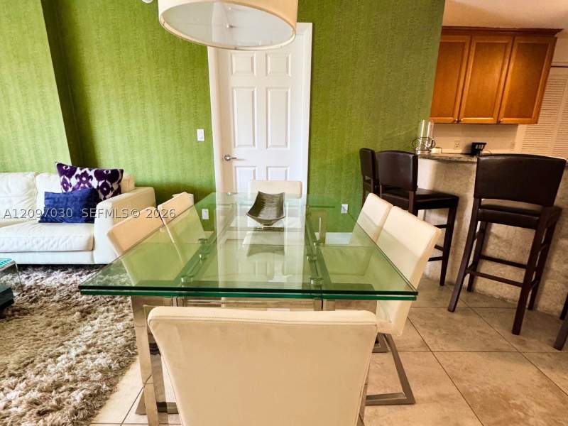 2 bedroom Condominium at 55 Merrick Way 707, 55 Merrick Condo, Coral Gables — photo 3