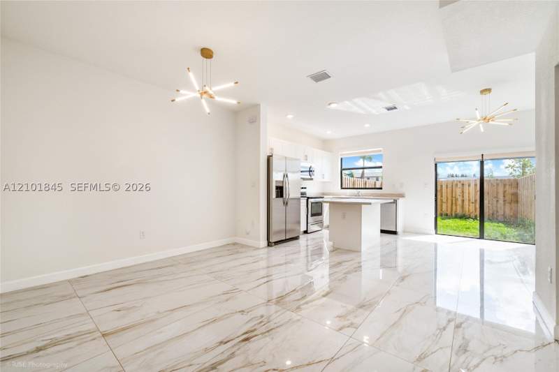3 bedroom Townhouse at 28725 SW 133rd Ct 28725, Pine Isle, Homestead — photo 2