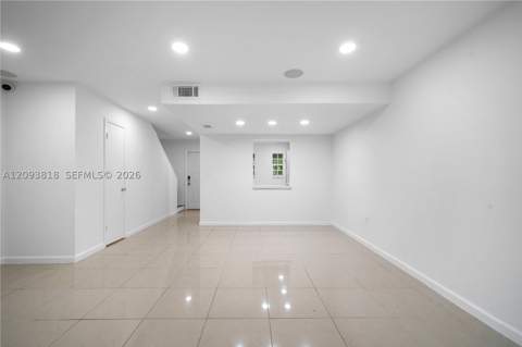 17086 NW 55th Ave, Miami Gardens FL - photo 11 of 40
