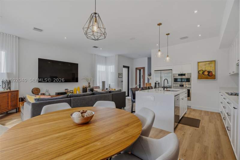 4 bedroom Townhouse at 6634 SW 84th St 6634, Sea View Park Amd, Miami — photo 5