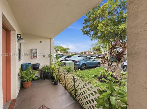 821 NE 207th Ln 1-103, Miami FL - photo 12 of 13
