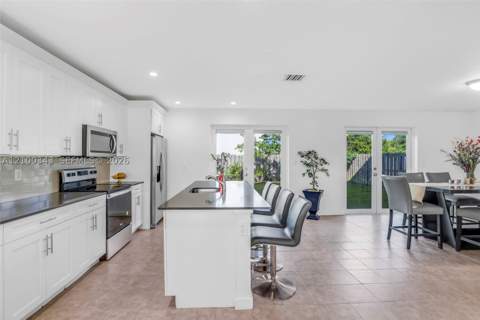 17970 SW 105th Ave, Miami FL - photo 13 of 58