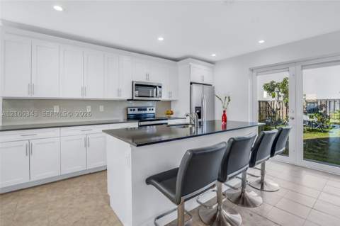 17970 SW 105th Ave, Miami FL - photo 16 of 58