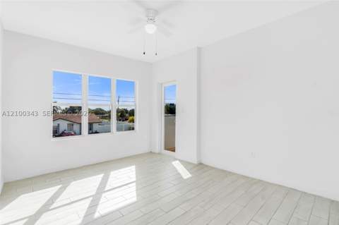17970 SW 105th Ave, Miami FL - photo 21 of 58