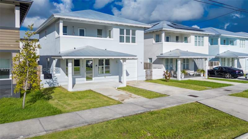 4 bedroom SingleFamilyResidence at 17970 SW 105th Ave, West Perrine Homes, Miami — photo 4