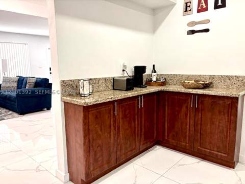12520 NE 1st Ct, North Miami FL - photo 11 of 30