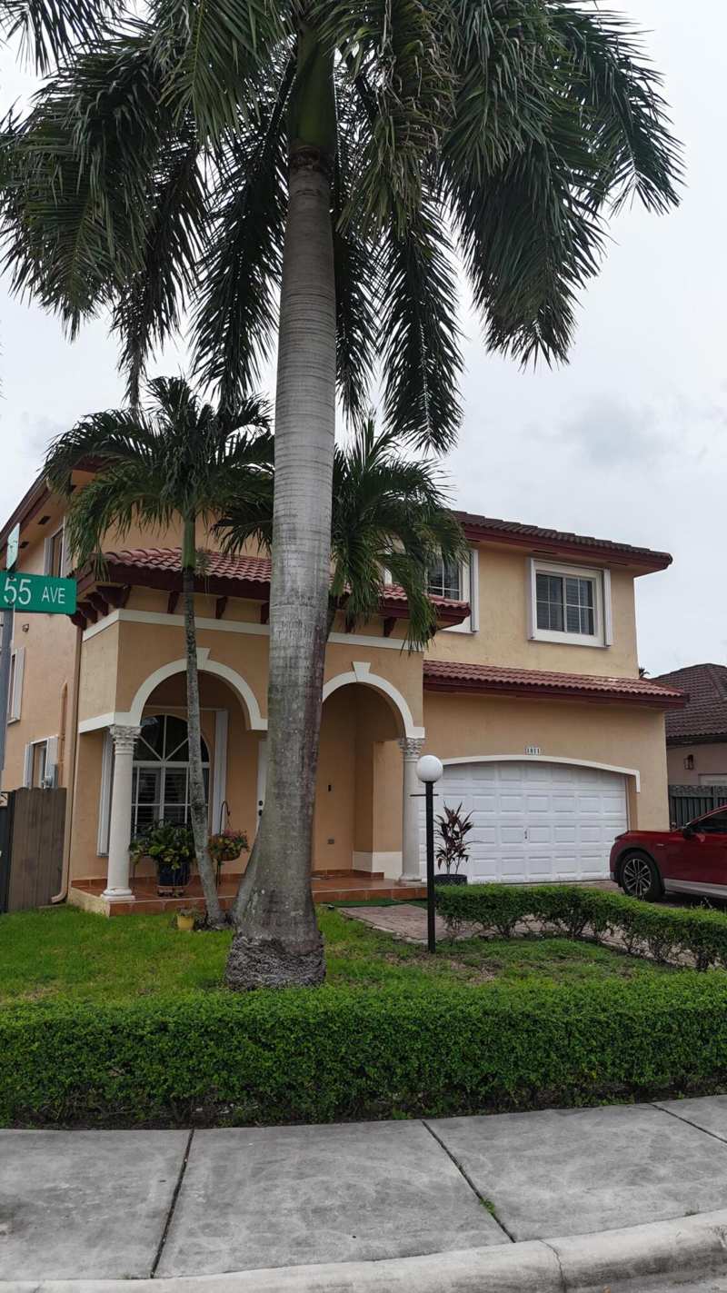 4 bedroom SingleFamilyResidence at 1811 SW 155th Avenue, Efm Estates Sections Two, Miami — photo 1