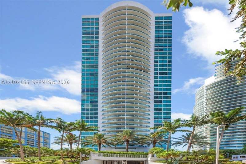2 bedroom Condominium at 2101 Brickell Ave 2512, Skyline On Brickell Condo, Miami — photo 1