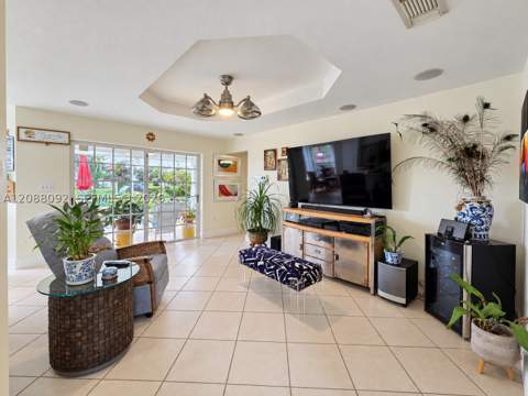 16020 SW 42nd Ter, Miami FL - photo 14 of 59