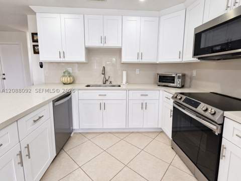 16020 SW 42nd Ter, Miami FL - photo 20 of 59