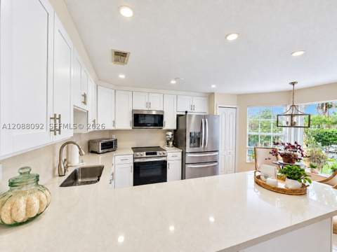 16020 SW 42nd Ter, Miami FL - photo 21 of 59