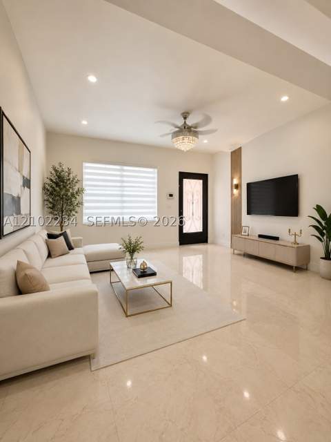 4590 E 9th Ln, Hialeah FL - photo 7 of 21