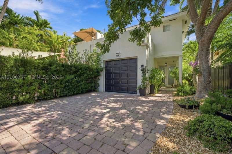 3 bedroom Townhouse at 3151 New York St 3151, Indiana Grove Condo, Miami — photo 1