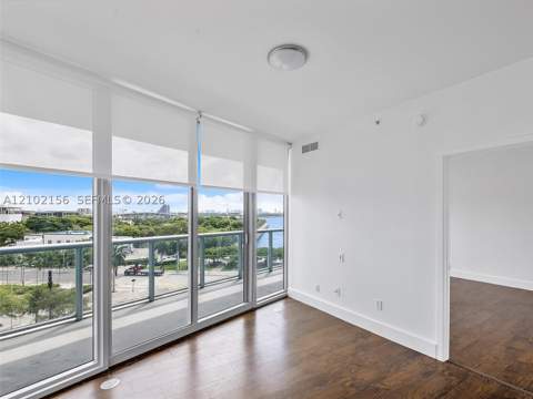 888 Biscayne Blvd 612, Miami FL - photo 9 of 27