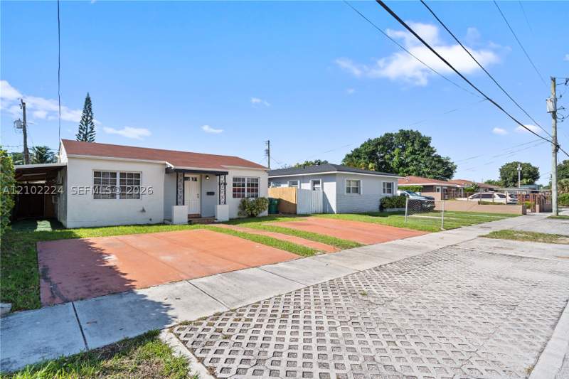 4 bedroom SingleFamilyResidence at 3250 NW 14th Ter, Grapeland Heights, Miami — photo 5