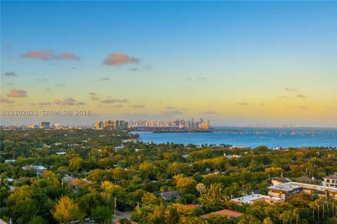 60 Edgewater Dr 14E, Coral Gables FL - photo 11 of 35