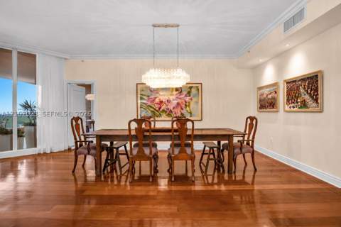 60 Edgewater Dr 14E, Coral Gables FL - photo 9 of 35
