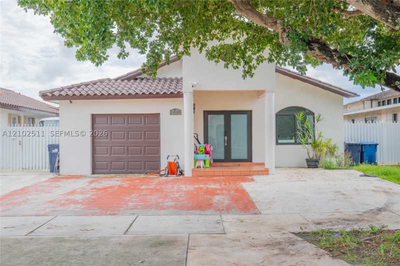 3 bedroom SingleFamilyResidence at 14926 SW 38th St, Villa Sevilla, Miami — photo 1