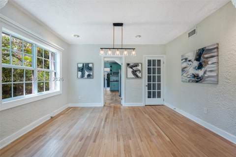1209 La Mancha Ave, Coral Gables FL - photo 10 of 52