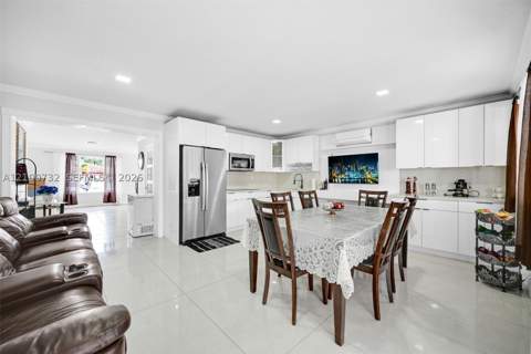 1271 W 79th St, Hialeah FL - photo 9 of 29