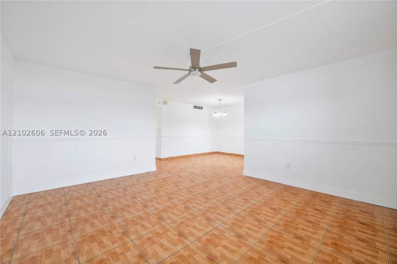 2 bedroom Condominium at 65 NE 202nd Ter Q27, Ro-Mont South Condo Mnpq, Miami Gardens — photo 4