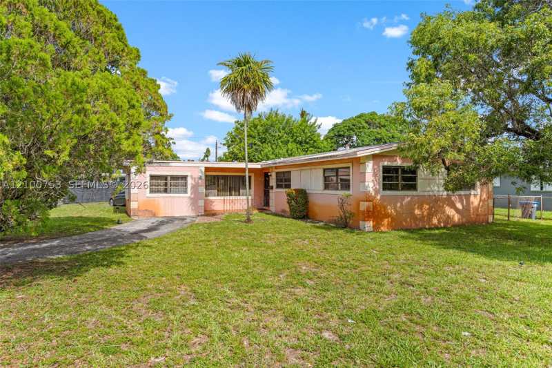 3 bedroom SingleFamilyResidence at 17500 NW 11 Ave, Scott Lake Manor Sec 6, Miami Gardens — photo 1