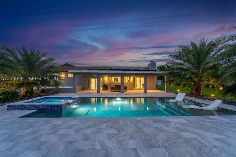 4 bedroom SingleFamilyResidence at 19610 SW 332nd St, J L Waddy Sub, Homestead — photo 2