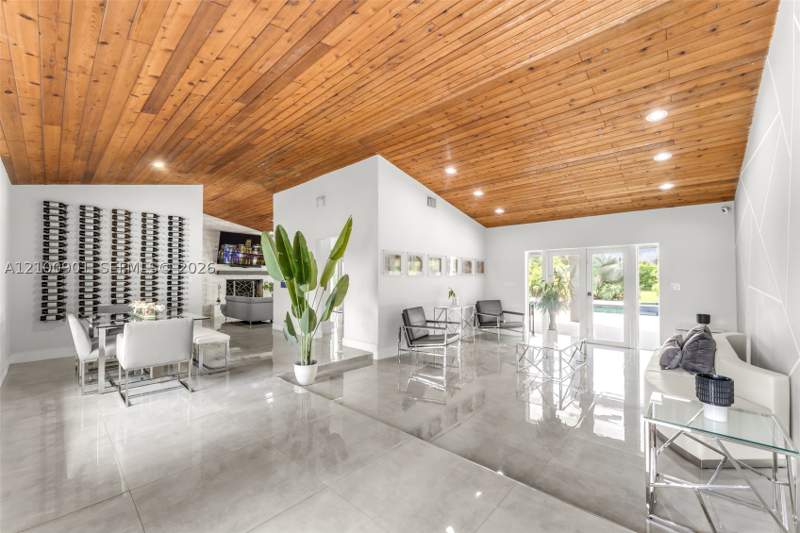 4 bedroom SingleFamilyResidence at 19610 SW 332nd St, J L Waddy Sub, Homestead — photo 4