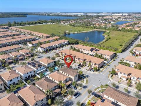 8894 W 34th Ave, Hialeah FL - photo 12 of 60