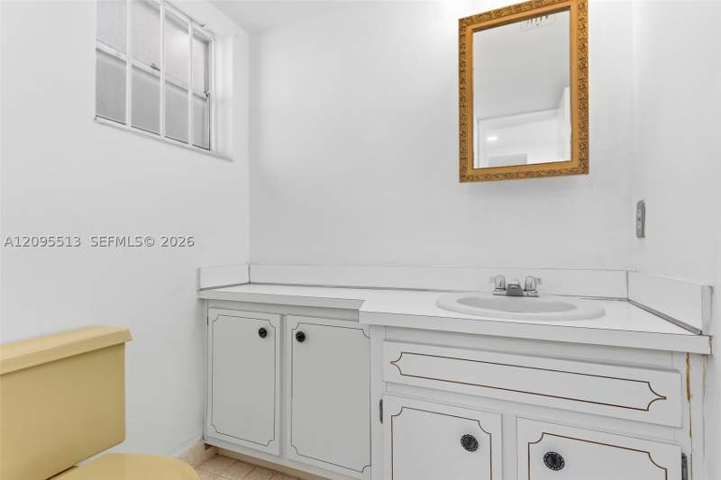 1 bedroom Condominium at 3770 NE 171st St 402, Bayview Point North Condo, North Miami Beach — photo 5