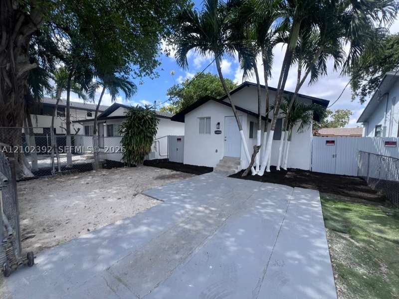 2 bedroom SingleFamilyResidence at 1800 SW 3rd St Apt C, Idlewild Park, Miami — photo 1