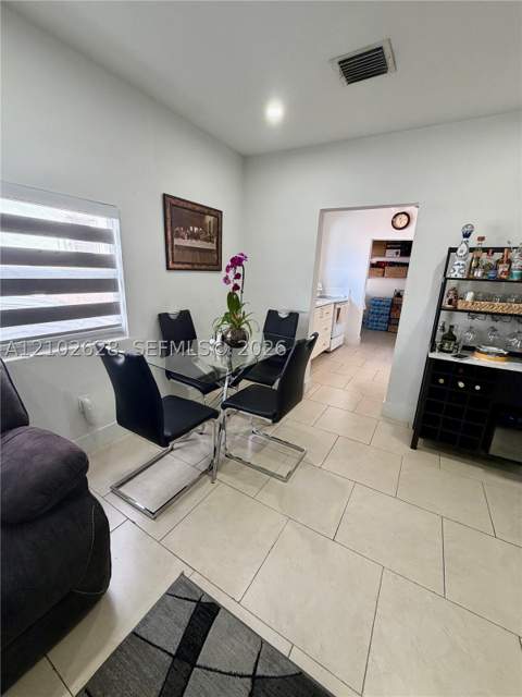 521 NW 44th Ave, Miami FL - photo 7 of 25