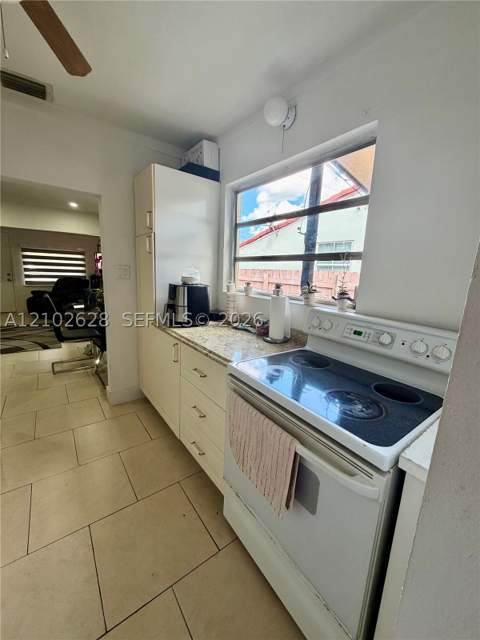 521 NW 44th Ave, Miami FL - photo 9 of 25