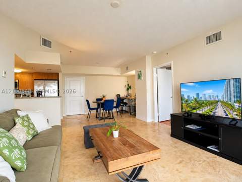 1555 N Treasure Dr 506, North Bay Village FL - photo 9 of 36