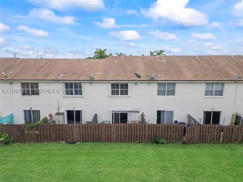 9187 Fontainebleau Blvd 407, Miami FL - photo 16 of 23
