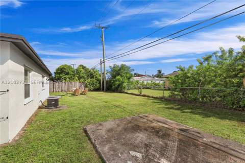 19411 SW 117th Ave, Miami FL - photo 12 of 40