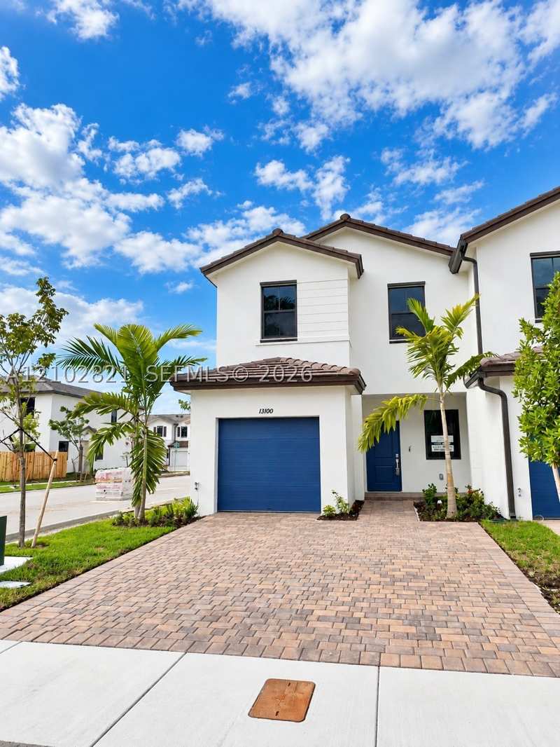 3 bedroom Townhouse at 13100 SW 232nd Ter, Siena Reserve, Miami — photo 1