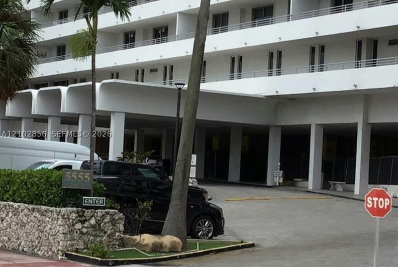 0 bedroom Condominium at 5555 Collins Ave 15P, Oceanside Plaza Condo, Miami Beach — photo 2