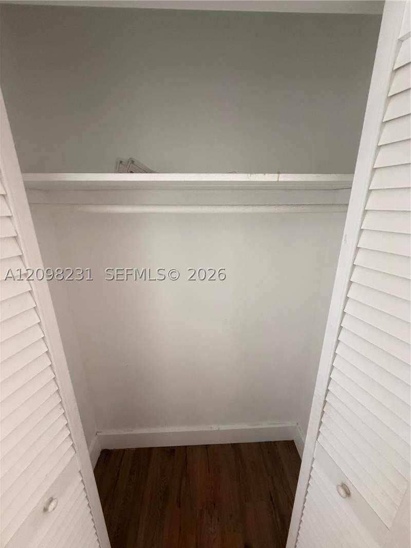 1 bedroom Condominium at 16465 NE 22nd Ave 412, Tall Trees Condo, North Miami Beach — photo 4