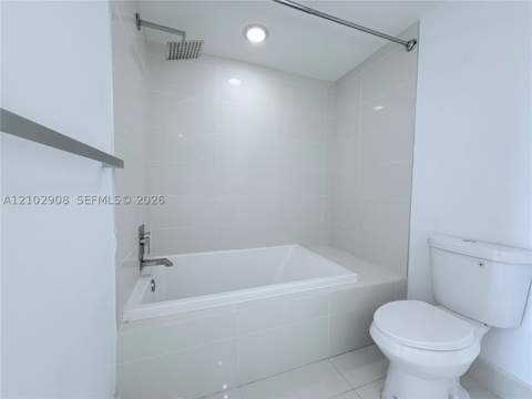 45 SW 9th St 1209, Miami FL - photo 10 of 15