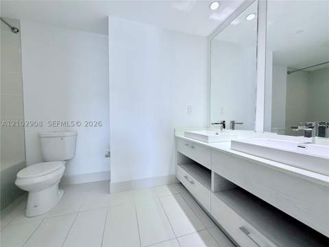 45 SW 9th St 1209, Miami FL - photo 9 of 15