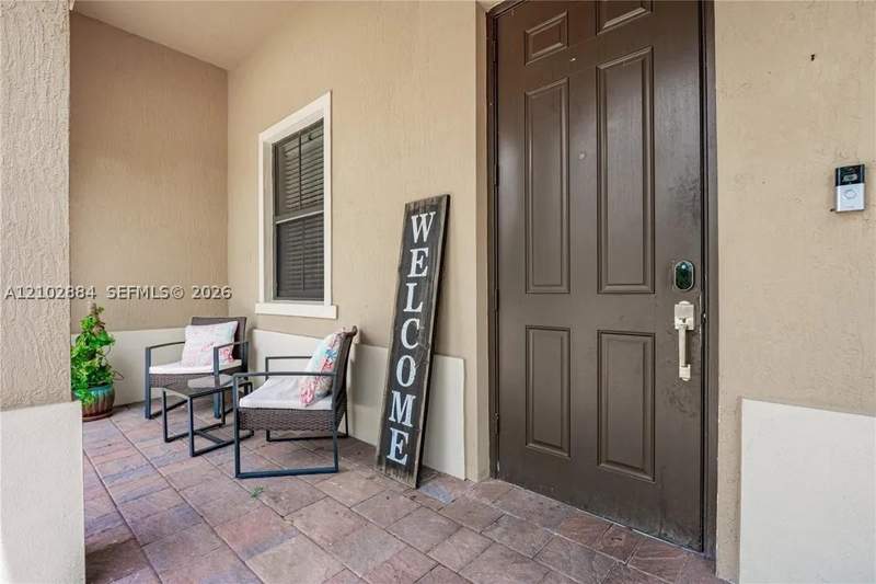 3 bedroom SingleFamilyResidence at 3653 SE 2nd Ct, Baywinds Of Barbados, Homestead — photo 3