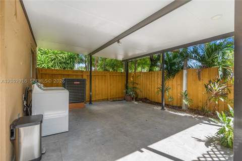 15239 SW 134th Ct 1305, Miami FL - photo 8 of 25
