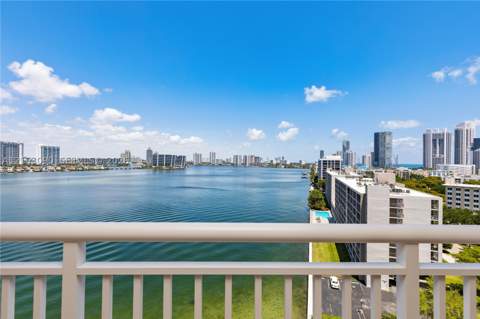 251 174th St 1219, Sunny Isles Beach FL - photo 6 of 39