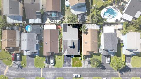 10024 SW 222nd St, Cutler Bay FL - photo 10 of 45