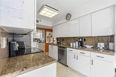 19101 NE 36th Ct 808, Aventura FL - photo 8 of 24